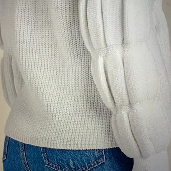 💙🖤🤎NWOT Venus unique sweater - Picture 2 of 3